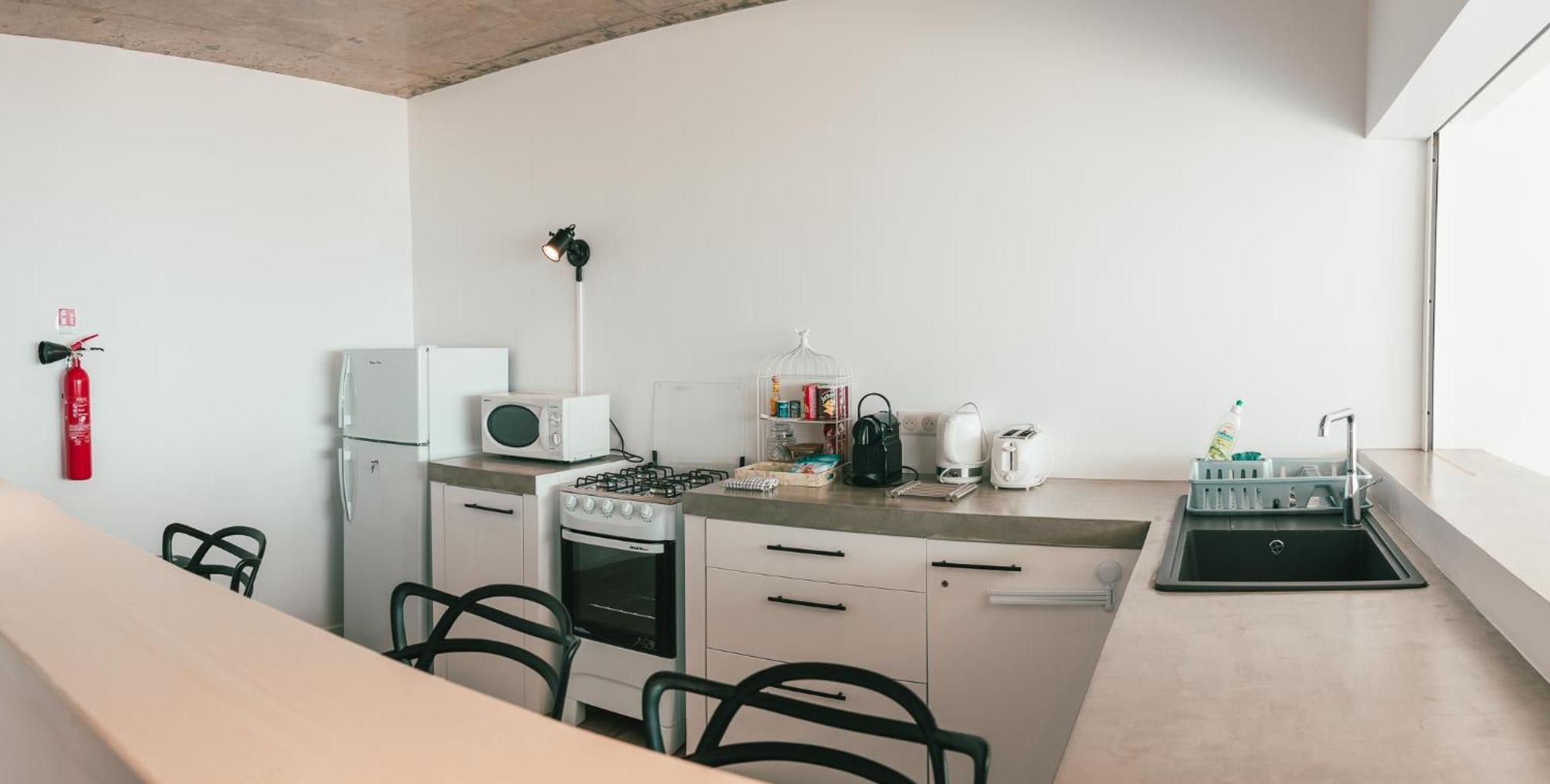 אוטורואה Pension Irivai, Appartement Rava 1 Chambre Bord De Mer מראה חיצוני תמונה